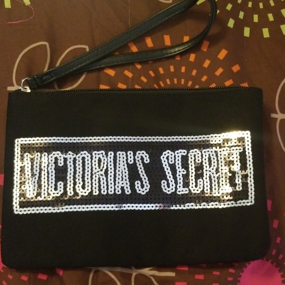 Victoria's Secret Sequin Bag with free make up bag - Picture 5 of 6